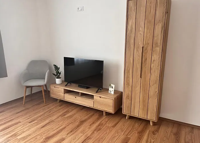 Tokajim Vendeghaz 세렌치