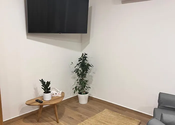 Tokajim Vendeghaz * 세렌치